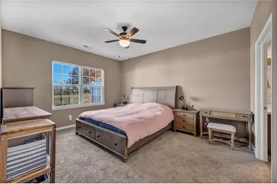 130 W Spring Drive, Elyria, OH 44035 - Photo 16