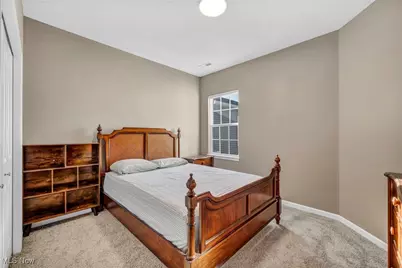 130 W Spring Drive, Elyria, OH 44035 - Photo 14