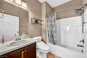 130 W Spring Dr, Elyria, OH 44035 - Photo 18