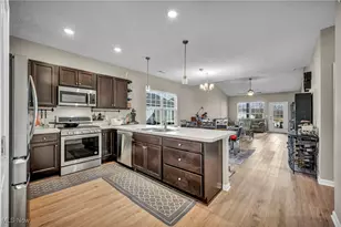 130 W Spring Dr, Elyria, OH 44035 - Photo 8