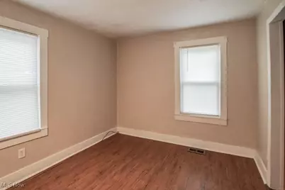 2227 43rd Street NW, Canton, OH 44709 - Photo 8