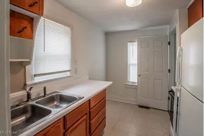 2227 43rd Street NW, Canton, OH 44709 - Photo 6