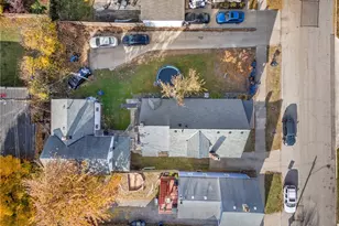 1818 W 57th St, Loveland, OH 44102 - Photo 2