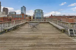 1133 W 9th St, Loveland, OH 44113 - Photo 38