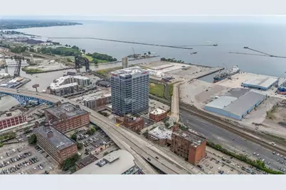 1133 W 9th Street #412, Loveland, OH 44113 - Photo 32