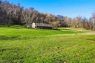 10115 Old River Rd, Blue Rock, OH 43720 - Photo 40