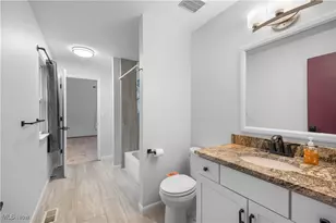 2177 W 41st St, Loveland, OH 44113 - Photo 24