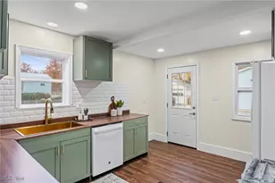 619 Tallmadge Rd, Cuyahoga Falls, OH 44221 - Photo 2