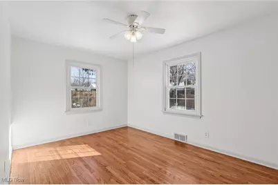 1126 Greenvale Avenue, Akron, OH 44313 - Photo 24