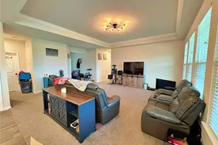 231 Liberty Ln, Wellington, OH 44090 - Photo 6