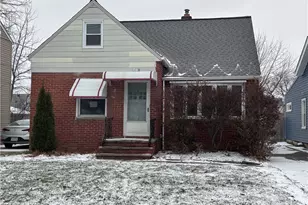 363 E 324th St, Willowick, OH 44095 - Photo 2