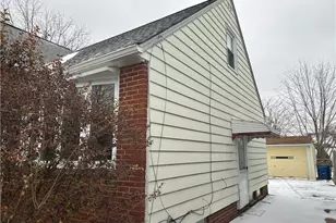 363 E 324th St, Willowick, OH 44095 - Photo 4