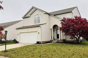 558 Lenox Ct, Grandview Heights, OH 44147 - Photo 1