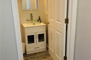 558 Lenox Ct, Grandview Heights, OH 44147 - Photo 6