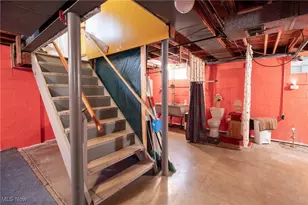 1074 N Main St, Akron, OH 44310 - Photo 14