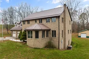 48837 Hillcrest Dr, St Clairsville, OH 43950 - Photo 4