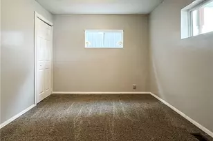 805 Warren Ave, Belpre, OH 45714 - Photo 12