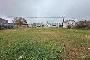 805 Warren Ave, Belpre, OH 45714 - Photo 22