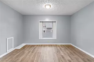 1304 Kellogg Ave, Akron, OH 44314 - Photo 12