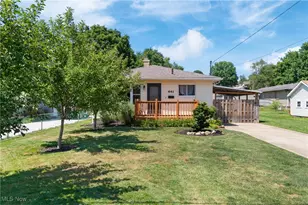 441 Glenn St, Barberton, OH 44203 - Photo 1