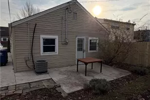 14708 Delaware Ave, Oakwood, OH 44107 - Photo 12