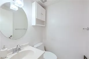 5520 Bretton Ct, Willoughby, OH 44094 - Photo 16