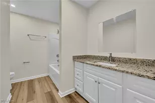 1390 Mussel Shoals Dr, Brunswick, OH 44212 - Photo 10