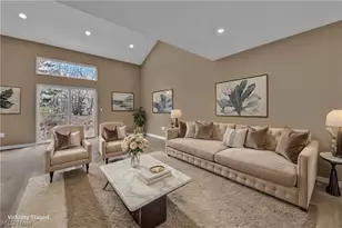 1390 Mussel Shoals Dr, Brunswick, OH 44212 - Photo 2