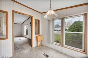 275 Ashwood Dr, Elyria, OH 44035 - Photo 40