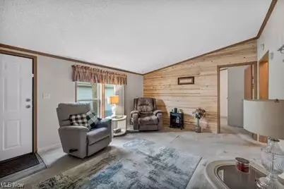 275 Ashwood Drive, Elyria, OH 44035 - Photo 6