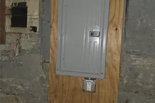 1265 E 80th St, Loveland, OH 44103 - Photo 6