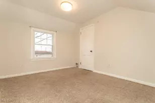 408 E 322nd St, Willowick, OH 44095 - Photo 6