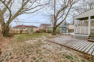 408 E 322nd St, Willowick, OH 44095 - Photo 32