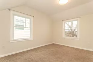 408 E 322nd St, Willowick, OH 44095 - Photo 24