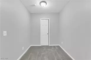 791 Allyn St, Akron, OH 44311 - Photo 10