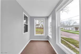 791 Allyn St, Akron, OH 44311 - Photo 4