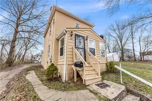 791 Allyn St, Akron, OH 44311 - Photo 2