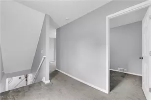 791 Allyn St, Akron, OH 44311 - Photo 8