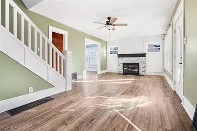 313 Nassau Street E, East Canton, OH 44730 - Photo 6