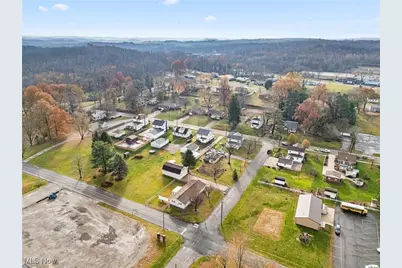 313 Nassau Street E, East Canton, OH 44730 - Photo 38