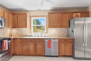 3751 Wyoga Lake Rd, Cuyahoga Falls, OH 44224 - Photo 18