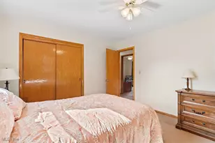 3751 Wyoga Lake Rd, Cuyahoga Falls, OH 44224 - Photo 36