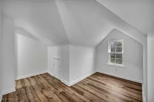 19315 Gladstone Rd, Warrensville Heights, OH 44122 - Photo 26