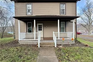 1002 Jefferson, Bergholz, OH 43908 - Photo 2