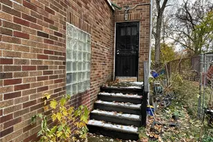 10416 Park Heights Rd, Loveland, OH 44104 - Photo 8