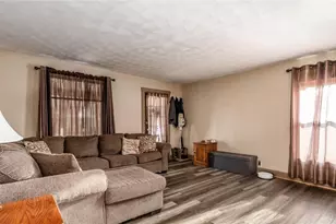 8755 Main St SE, Corning, OH 43730 - Photo 4