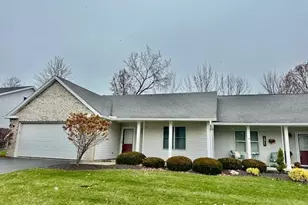 828 Woodfield Ct, Boardman, OH 44512 - Photo 2