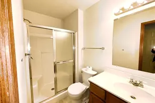 828 Woodfield Ct, Boardman, OH 44512 - Photo 14