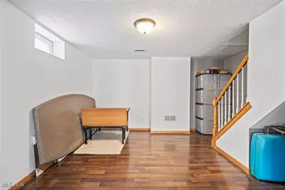 1121 Brittany Boulevard, Akron, OH 44312 - Photo 38