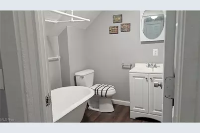 689 Kling Street, Akron, OH 44311 - Photo 20